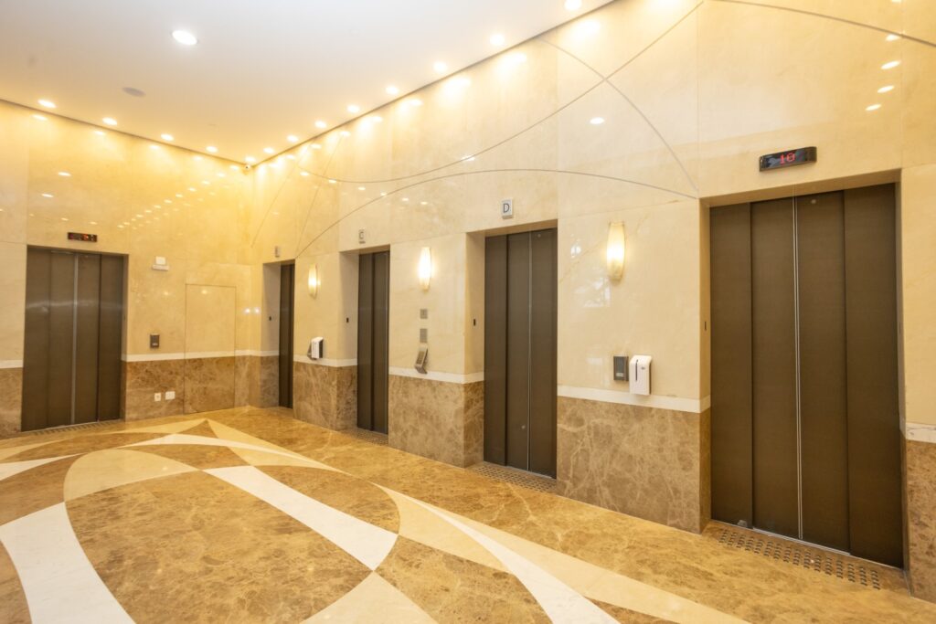Elevadores do Corporate Park